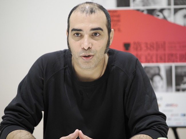 遥か東の中心で