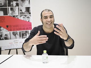 遥か東の中心で